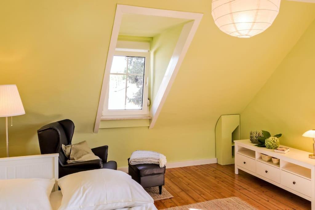 Charmante, Grosszuegige Ferienwohnung Villa Fleurie Bretten Extérieur photo